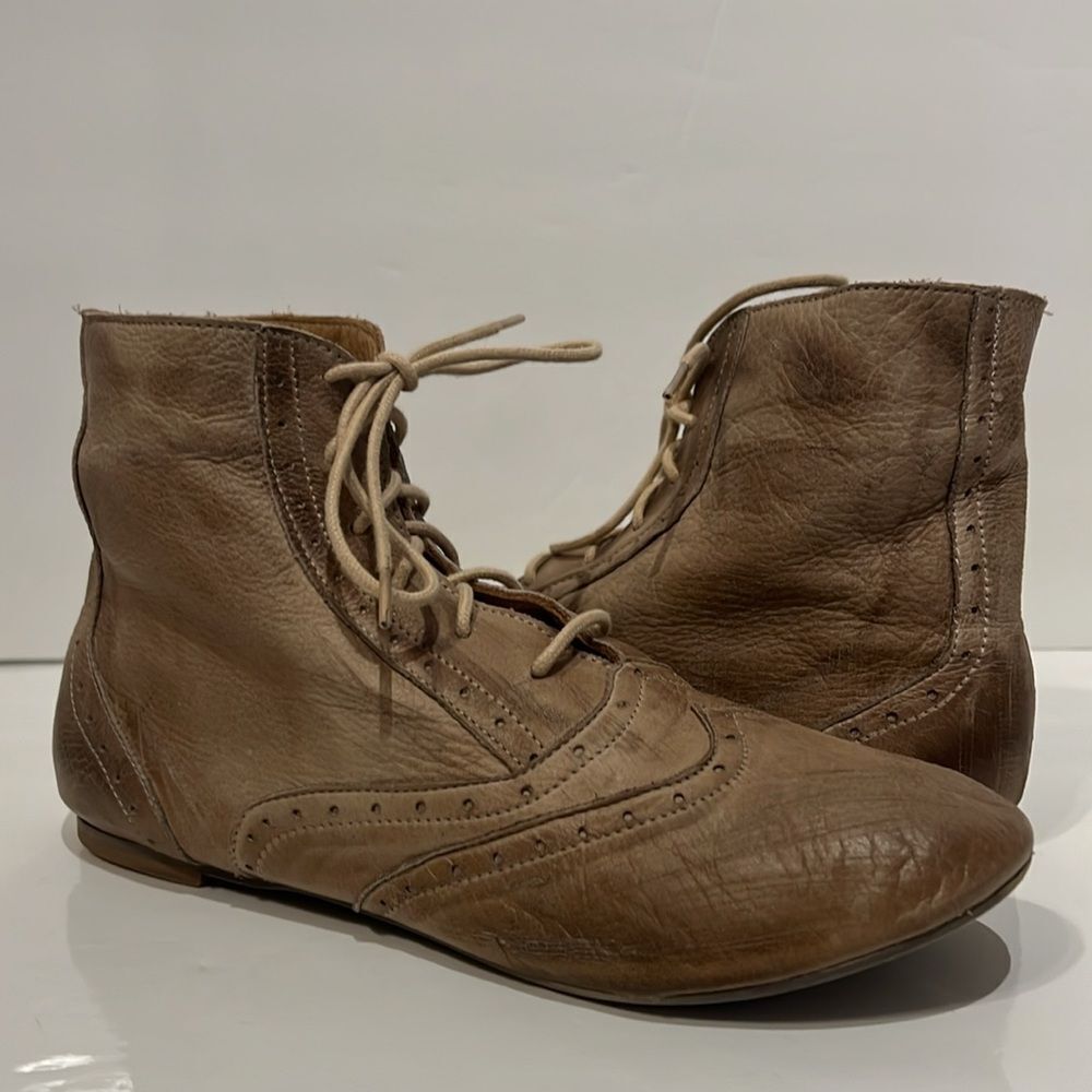 Steve Madden Tan Distressed Westonn Leather Booties Size 39